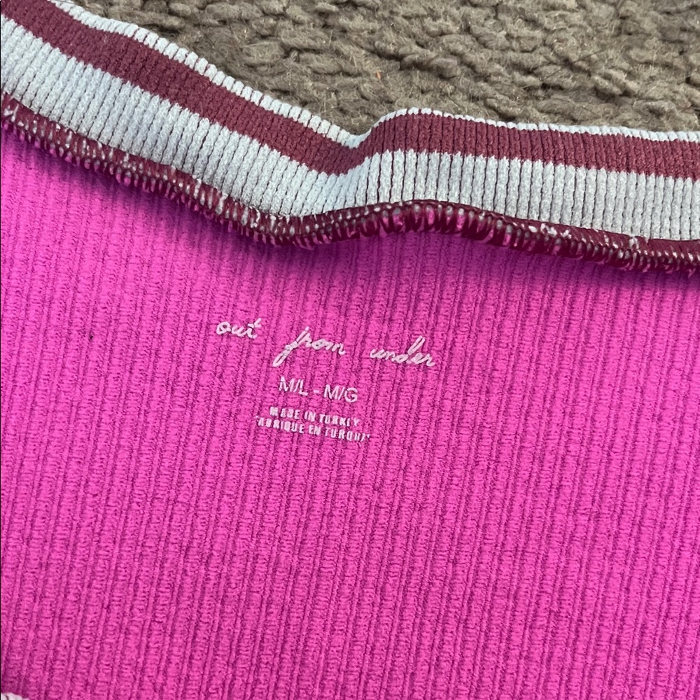 Urban Outfitters Pink Short Sleeve Top - Picture 2 of 4